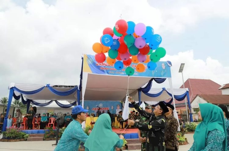 Buka Jambore Kader PKK, Bupati Ingatkan Tetap Waspada Stunting