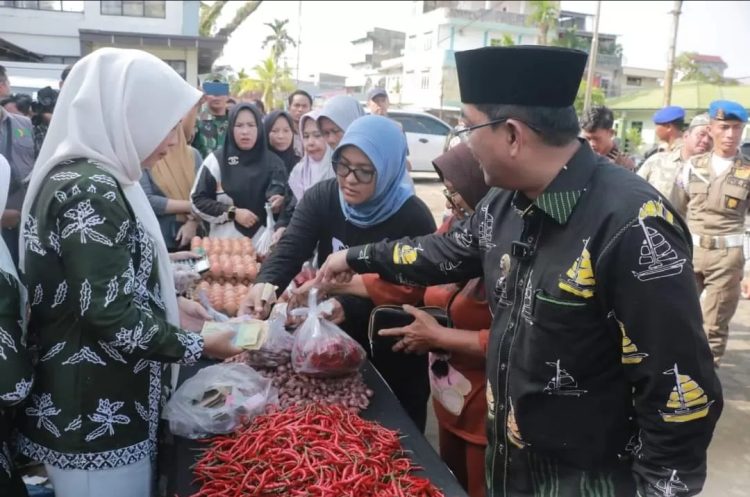 Pemkab Tanjab Barat Laksanakan Operasi Pasar Jelang Ramadhan