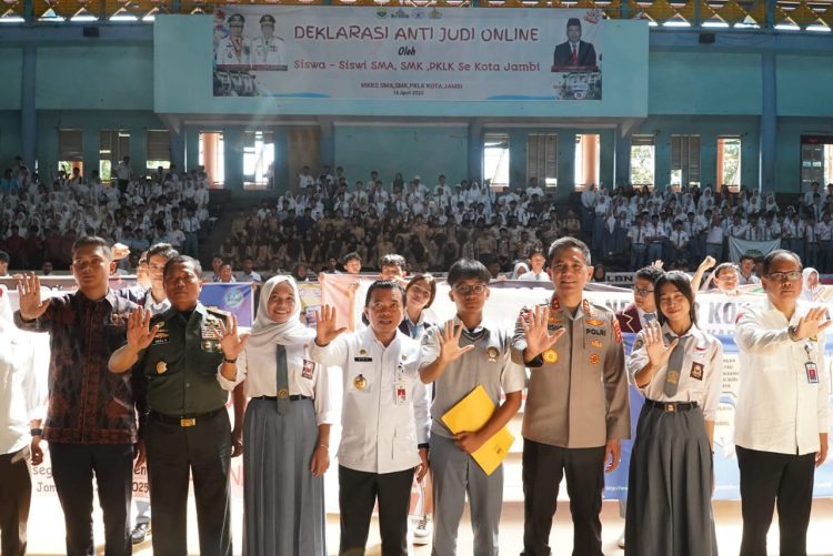 Gubernur Al Haris: Judi Online Dapat Merusak Mental dan Masa Depan Anak Bangsa