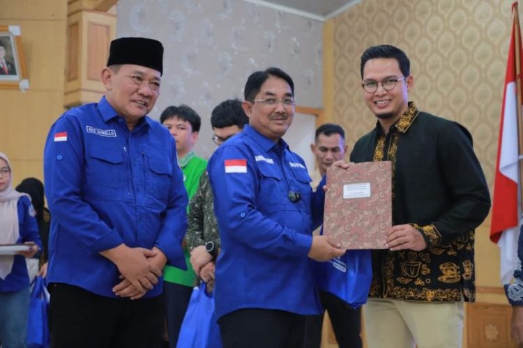 Hari Buruh Internasional, Pemkab Tanjab Barat Komitmen Lindungi dan Sejahterakan Pekerja